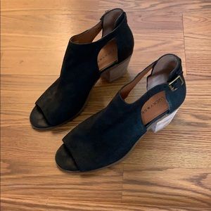 Black leather Lucky Brand heel size 9 women